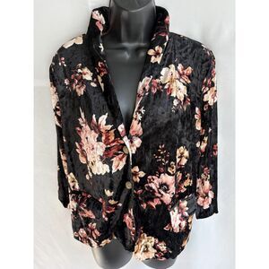 Available by Angela Fashion NWT Velvet Blazer Floral Size M Romantic Black Retro